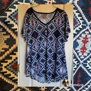 New Directions top cute print with detail 3x